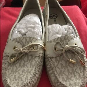 Michael Kors Women's Cream Loafers